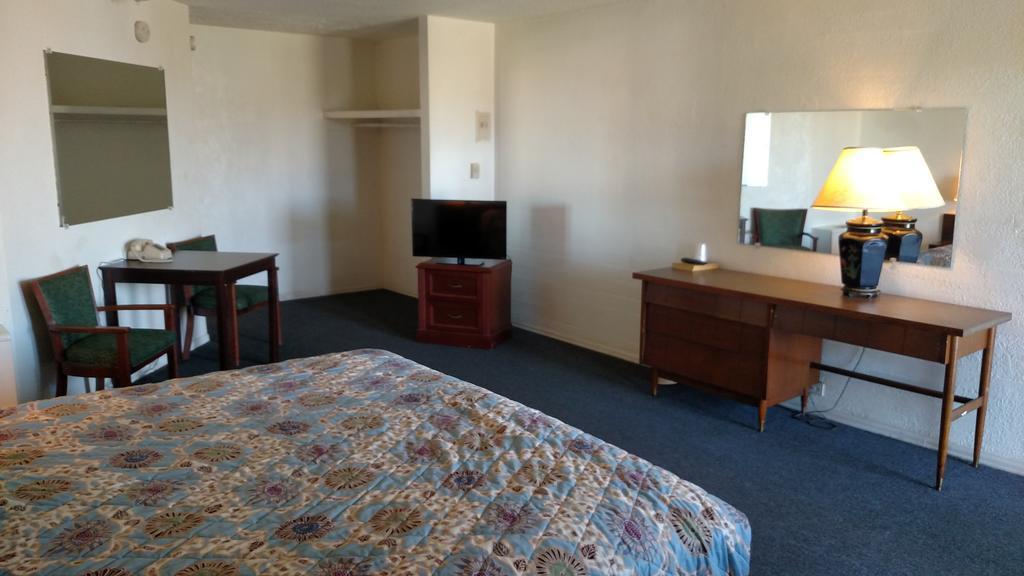 ليتلتون Essex House Motel المظهر الخارجي الصورة