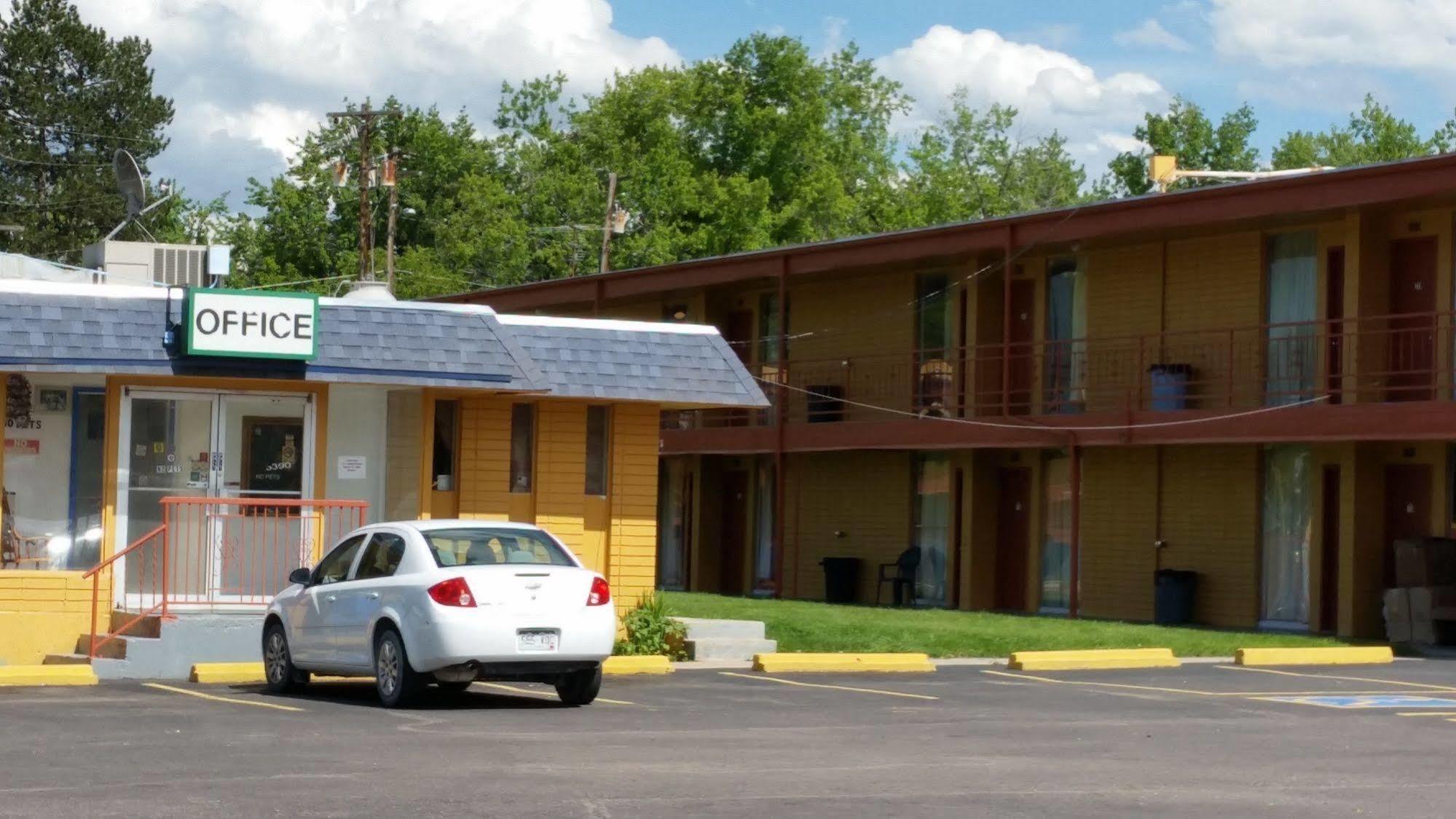ليتلتون Essex House Motel المظهر الخارجي الصورة