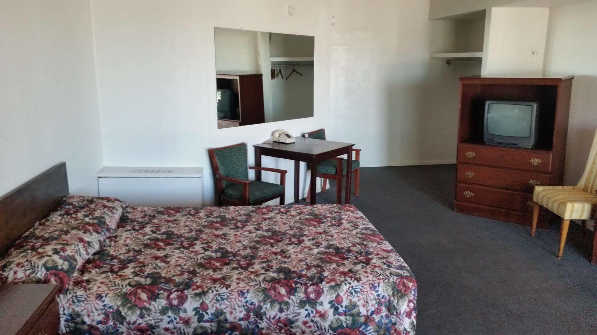 ليتلتون Essex House Motel المظهر الخارجي الصورة